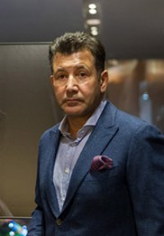 Владимир Титов